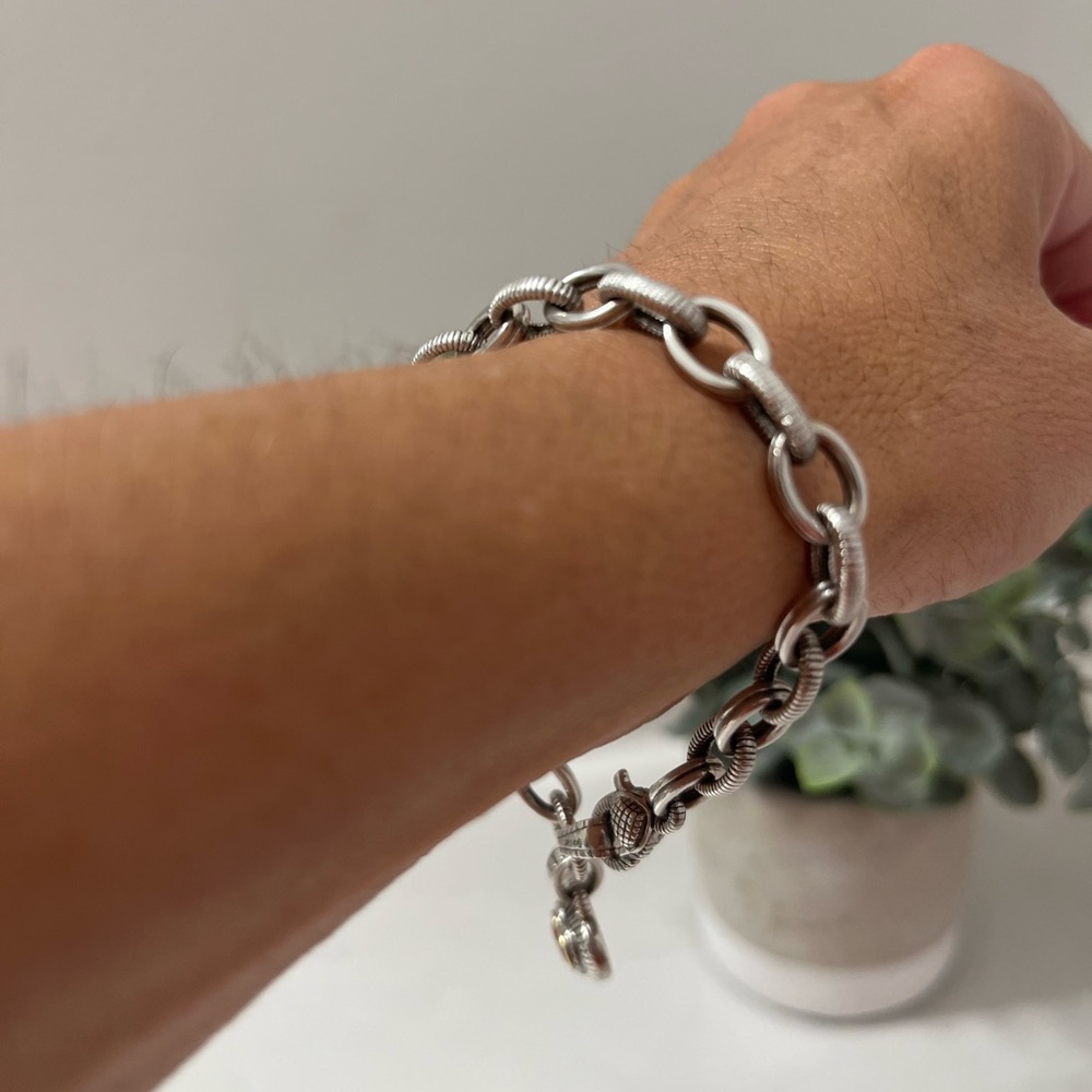 Judit Ripka Ruby Heart bracelet - Picture 9 of 12